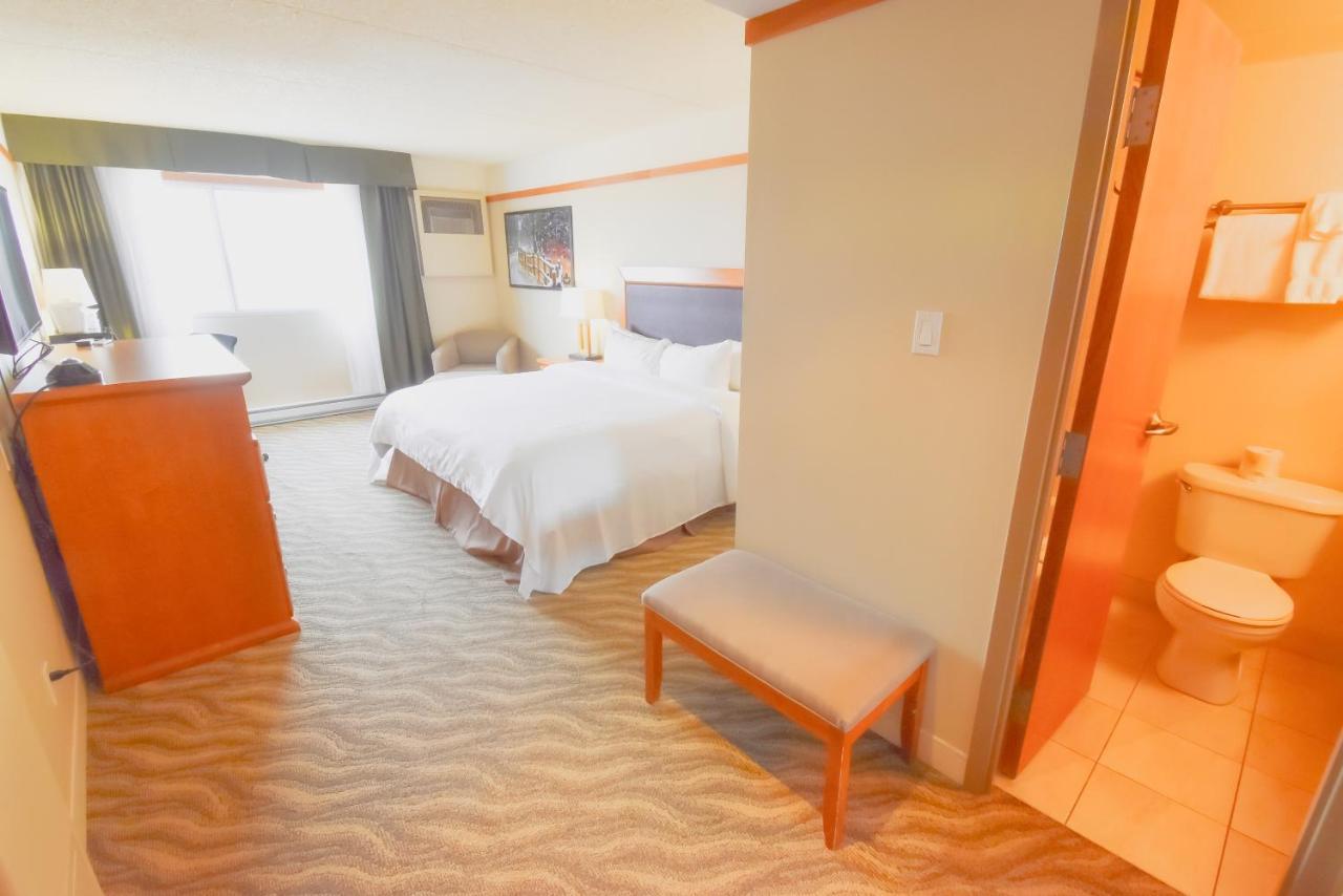 Canad Destination Centre Polo Park Hotel Winnipeg