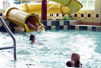 Hotel Canad Destination Centre Polo Park 3*